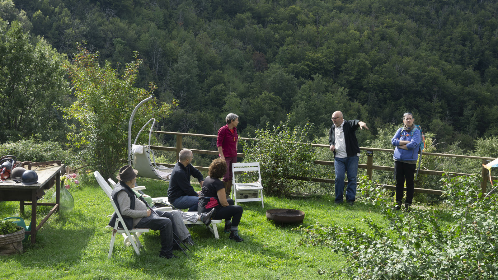 Laboratorio letterario nelle foreste Casentinesi nei luoghi di Dino Campana e passeggiate con gli asini