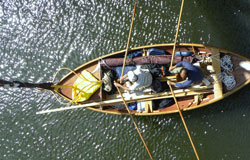 Due uomini in barca